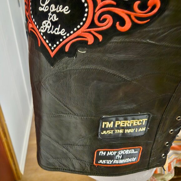 - Biker Diamond Plate Genuine Leather  black EX COND size  M - Picture 3 of 6